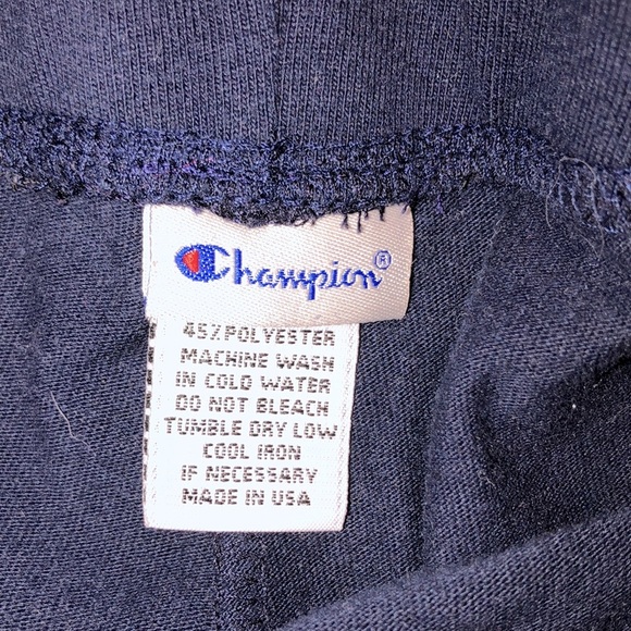 Champion navy blue shorts size small - Picture 2 of 5